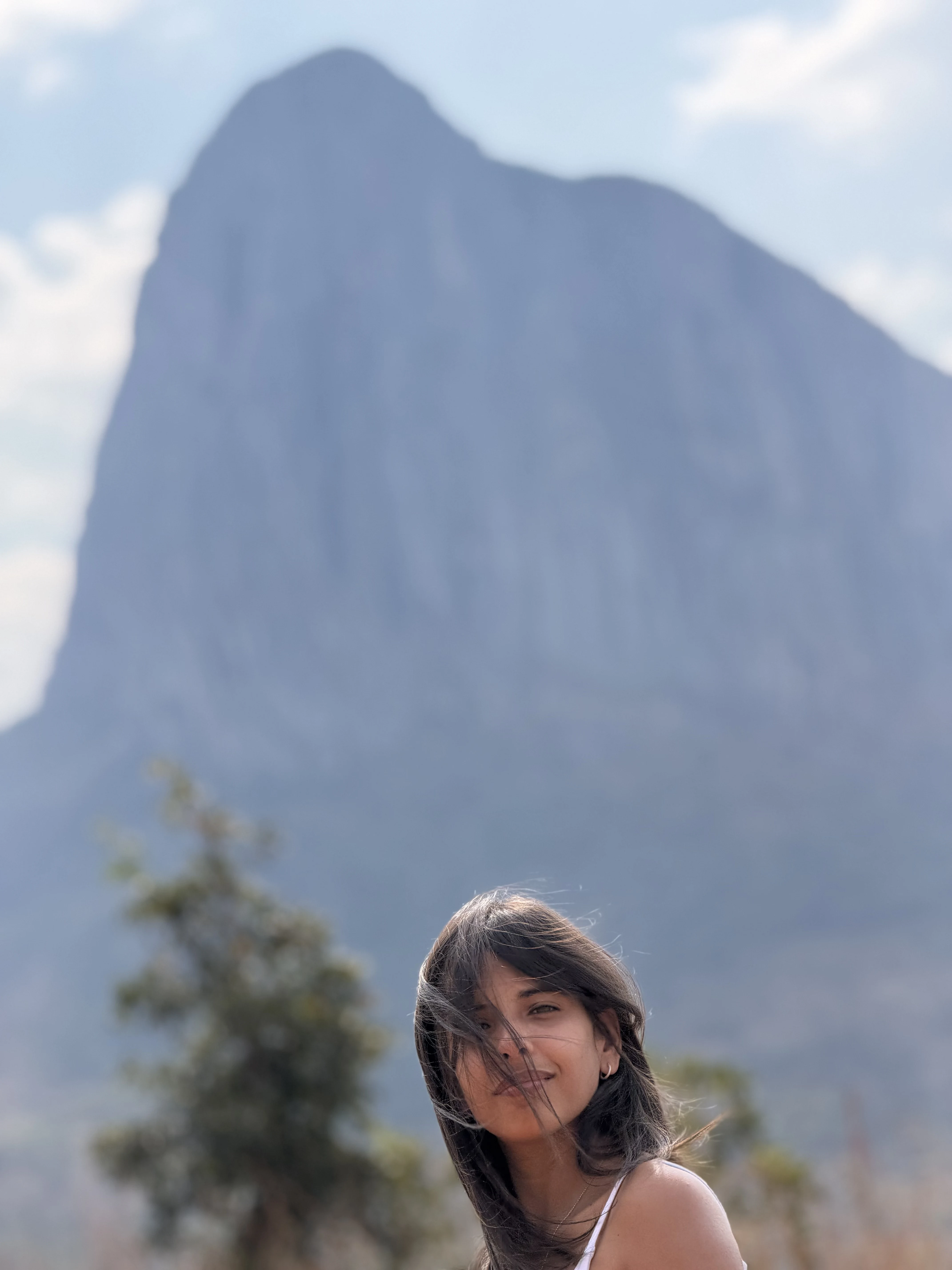 Mayra González em Angola